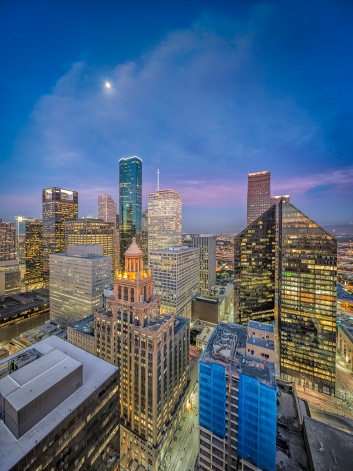 Houston-Skyline-Moon-Over-Esperson-Chase-and-Pennzoil-Place-West-Side-Mabry-Campbell