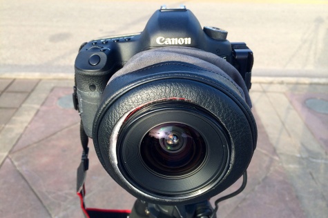 (Image 9) Canon Lens bag on lens